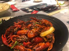 油焖大虾-巴厘龙虾·榜首油焖大虾(音乐学院·沿江酒馆店)
