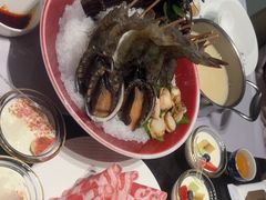 -红鼎豆捞·专注品质海鲜20年(宝丰路店)