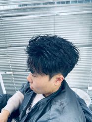 -藤野造型烫染·漂发