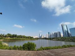 -万绿园