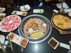 -木槿花韩式炭烤·熟成肉工坊(孙文东路店)