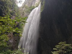 -龙水峡地缝景区