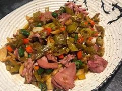 -湘小馆剁椒鱼头(金帝商务大厦店)