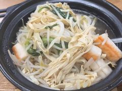 -天瑞福云南过桥米线(十里河店)
