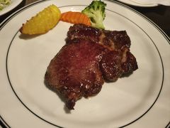 -食间牛排(重庆路万达店)