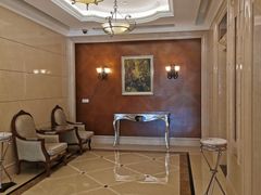 -汕尾巴黎半岛酒店