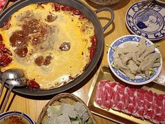 -旧街市鲜货老火锅(大光路店)