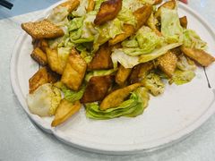 -马尔龙新疆饭店·清真(瑞景店)