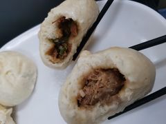 咸蛋黄超人包-老陶包子铺(南大西南村店)