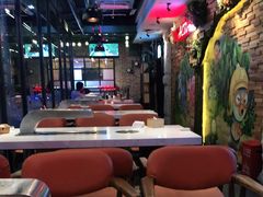 大堂-河坝烧烤串城(金达莱店)