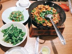 -聚鑫朋酸菜肥肠(文艺路口店)