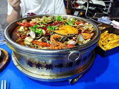 -老东镇啤酒屋海鲜加工·蒸汽海鲜·海鲜烧烤(台东店)