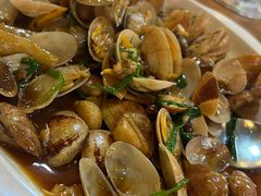 -大树下海鲜饭店