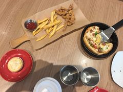 -必胜客(华地店)