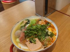 -小蛮椒麻辣烫·麻辣拌(静安店)