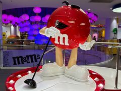 -m豆巧克力世界(上海世茂广场店)