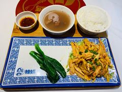 鹽焗手撕雞-辣妈 川湘小馆
