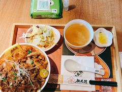 -桃花丼烧肉饭(凯丹商场店)