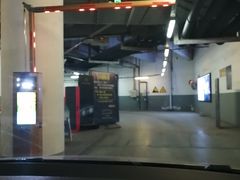 -梅赛德斯奔驰文化中心·停车场