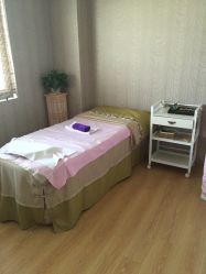 -颜工坊健康美容管理中心喜丽妈妈