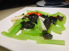 -绿茶餐厅(成都大悦城店)