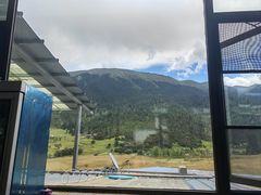 -鲁朗边巴次仁农家石锅