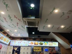 -江城燕子大排档(江汉路步行街店)