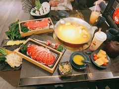 红颜花胶鸡锅-湊湊火锅·茶憩(打浦桥日月光店)