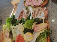 -阿婆情腊排骨火锅(金虹路店)