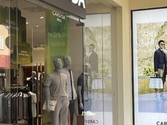 -王府井奥莱临潼小镇(临潼店)