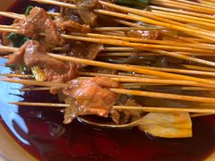 -拈签一笑黄牛肉辣卤串串