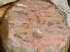 -白乐天毛肚火锅馆(解放碑店)