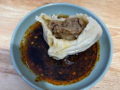 爆汁牛肉汤包-老新隆牛肉锅贴(新街口店)