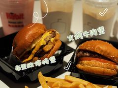 -The Habit Burger Grill 哈比特汉堡(爱琴海店)