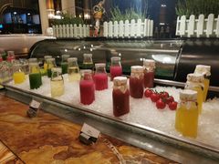 -万达瑞华酒店美食汇自助餐厅(楚河汉街店)