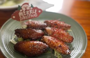 Tom Yum Chicken Wings