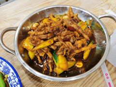 干锅姜辣凤爪-江城燕子大排档(江汉路步行街店)