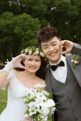 -蒙太奇婚纱摄影(万达店)