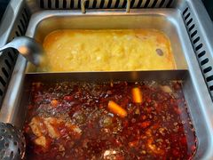 飘香麻辣和金汤花胶鸳鸯锅-大隐·成都火锅Bistro(合生麒麟新天地店)