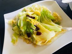 炝炒圆白菜-红京鱼(西坝河店)