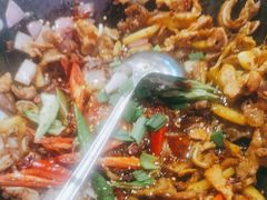 -富正毅三下锅·湘西韵味(天门山索道店)