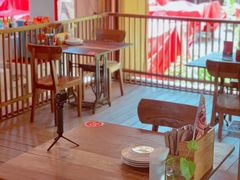 -Naughty Nuri’s Phuket