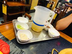 -沸炉重庆老火锅(军事博物馆店)