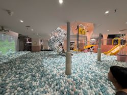 -奈尔宝家庭中心·亲子餐厅(鄞州万达店)