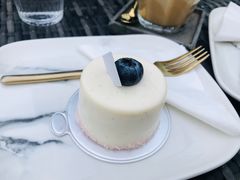 -UNI UNI(环亚凯瑟琳店)