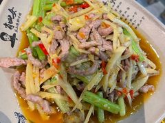 -肖四女乐山跷脚牛肉(世博源店)