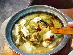 -周鱼小馆石锅酸菜鱼(活力汇店)