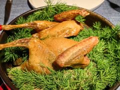 -弦月窗LUNETTE BY AMANDA(复兴路店)