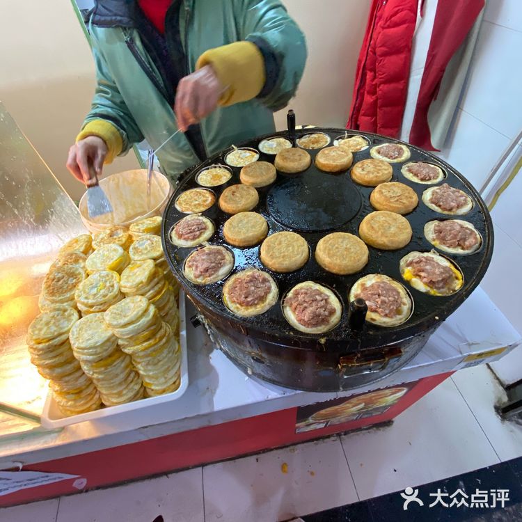 驱车10km来买肉蛋堡