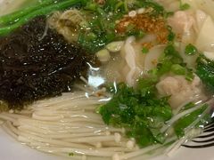 鲜虾云吞面-香江小厨 The Kitchen(香江俱乐部店)